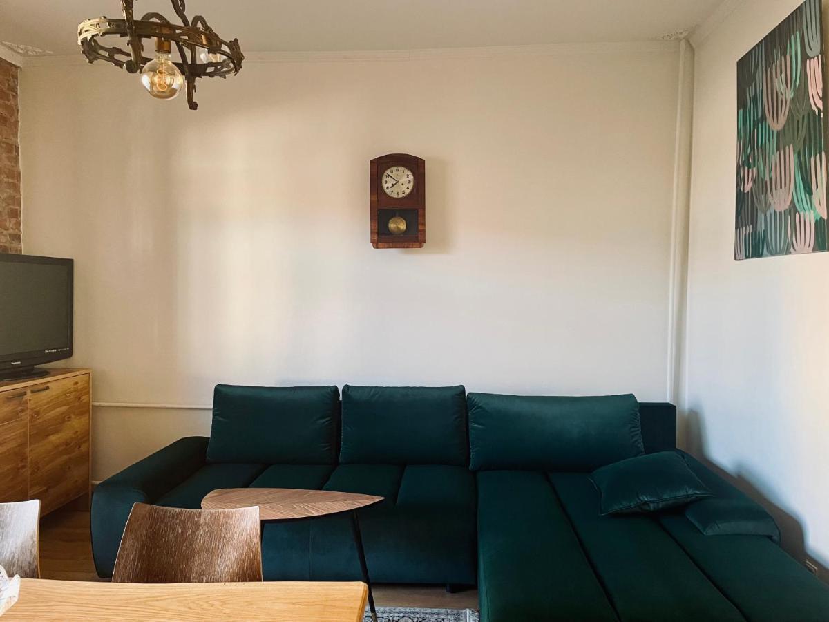Appartamento Sophisticated Art Deco Near Sea, Centre And Parks Ventspils Esterno foto